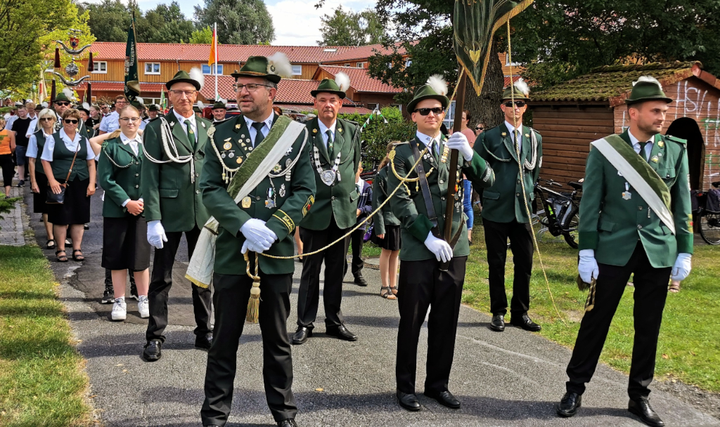 2022 08 10 Schuetzenfest Idafehn 2022 Umzug